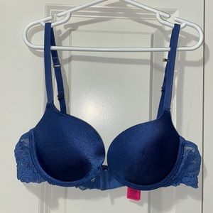 Beyond Sexy 32B Bra